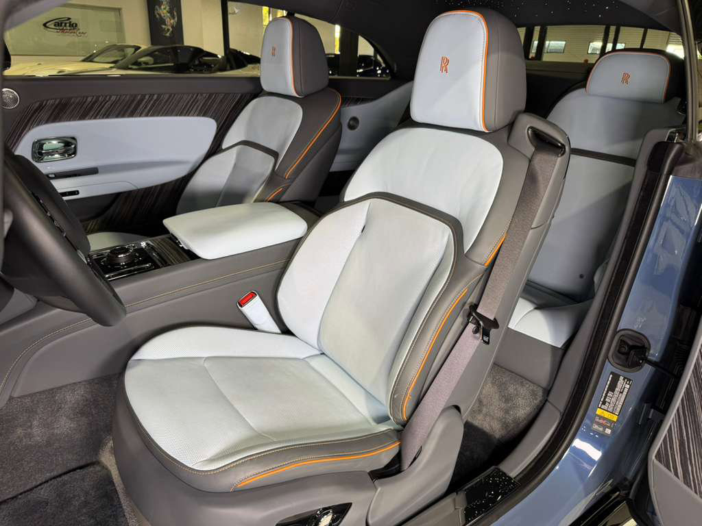 Used 2024 Rolls-Royce Spectre w/ Spectre Launch Package image 10