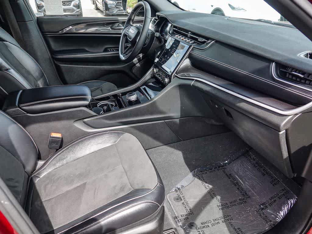 Certified 2023 Jeep Grand Cherokee Altitude image 15