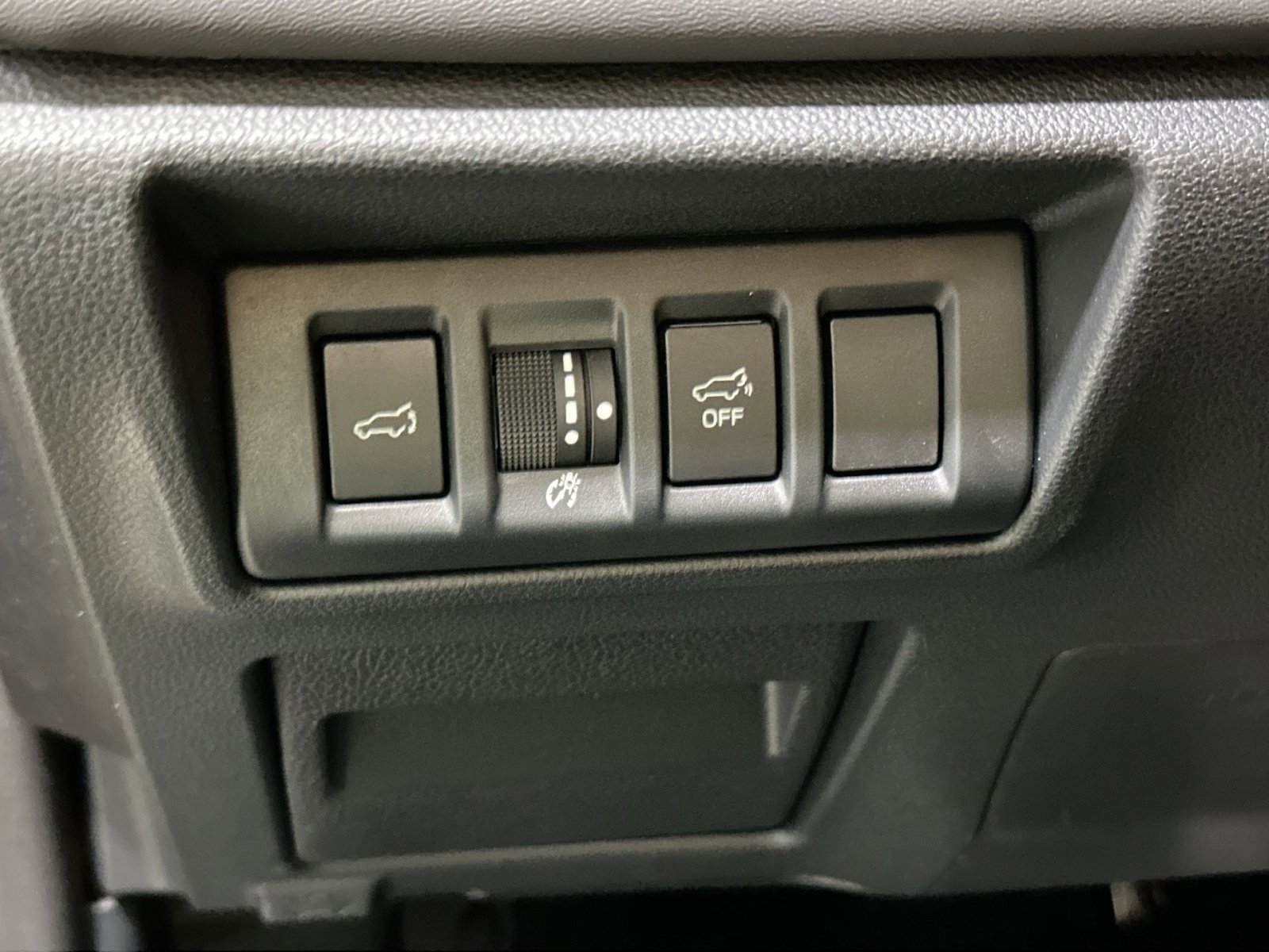 Used 2023 Subaru Outback Touring image 18