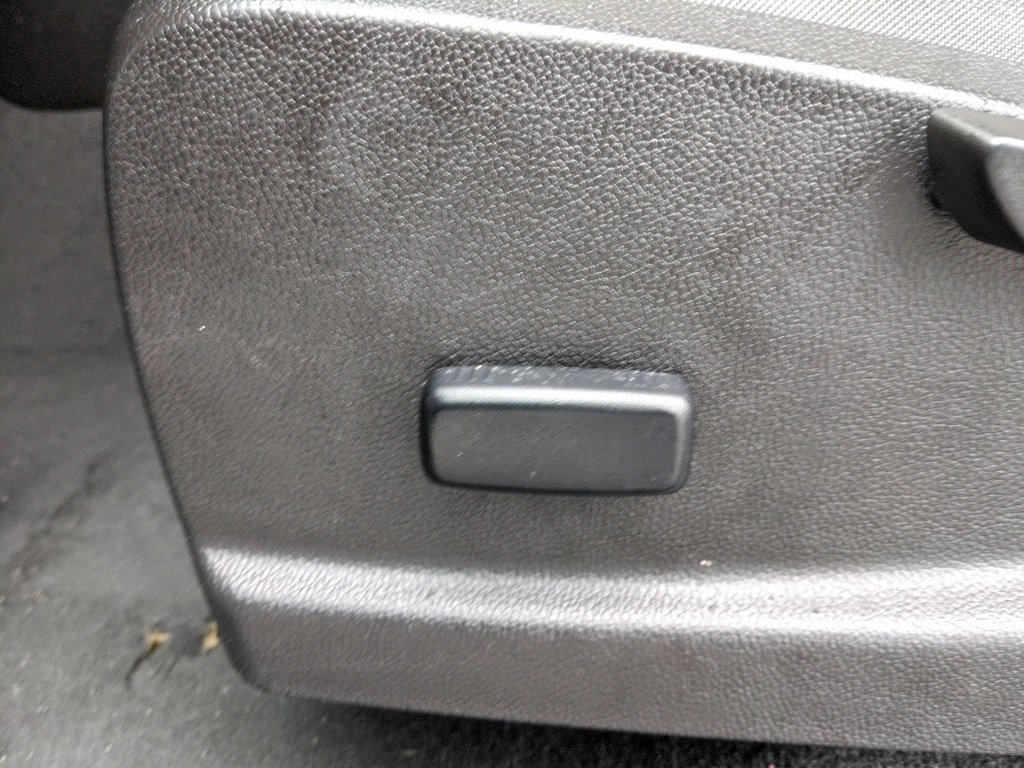 Used 2022 Chevrolet Colorado W/T image 32