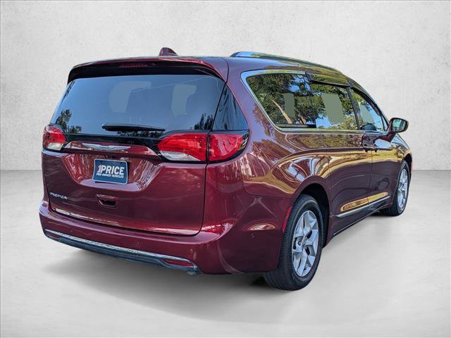 Used 2020 Chrysler Pacifica Touring-L Plus w/ Tire & Wheel Group FWD image 5