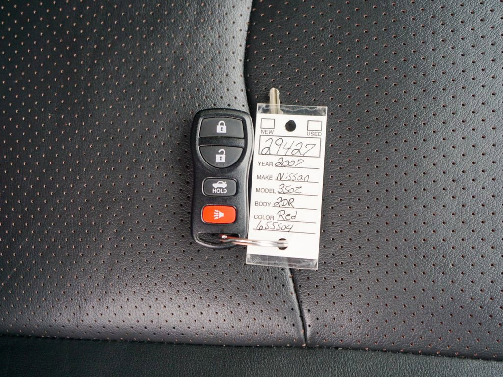 Used 2007 Nissan 350Z Touring image 23