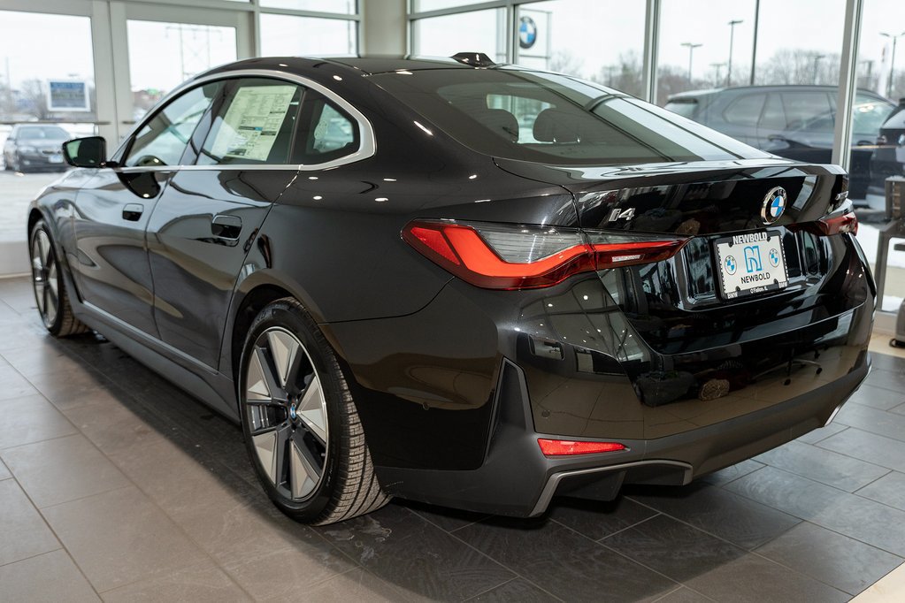 New 2026 BMW i4 xDrive40i w/ Premium Package AWD/4WD image 4