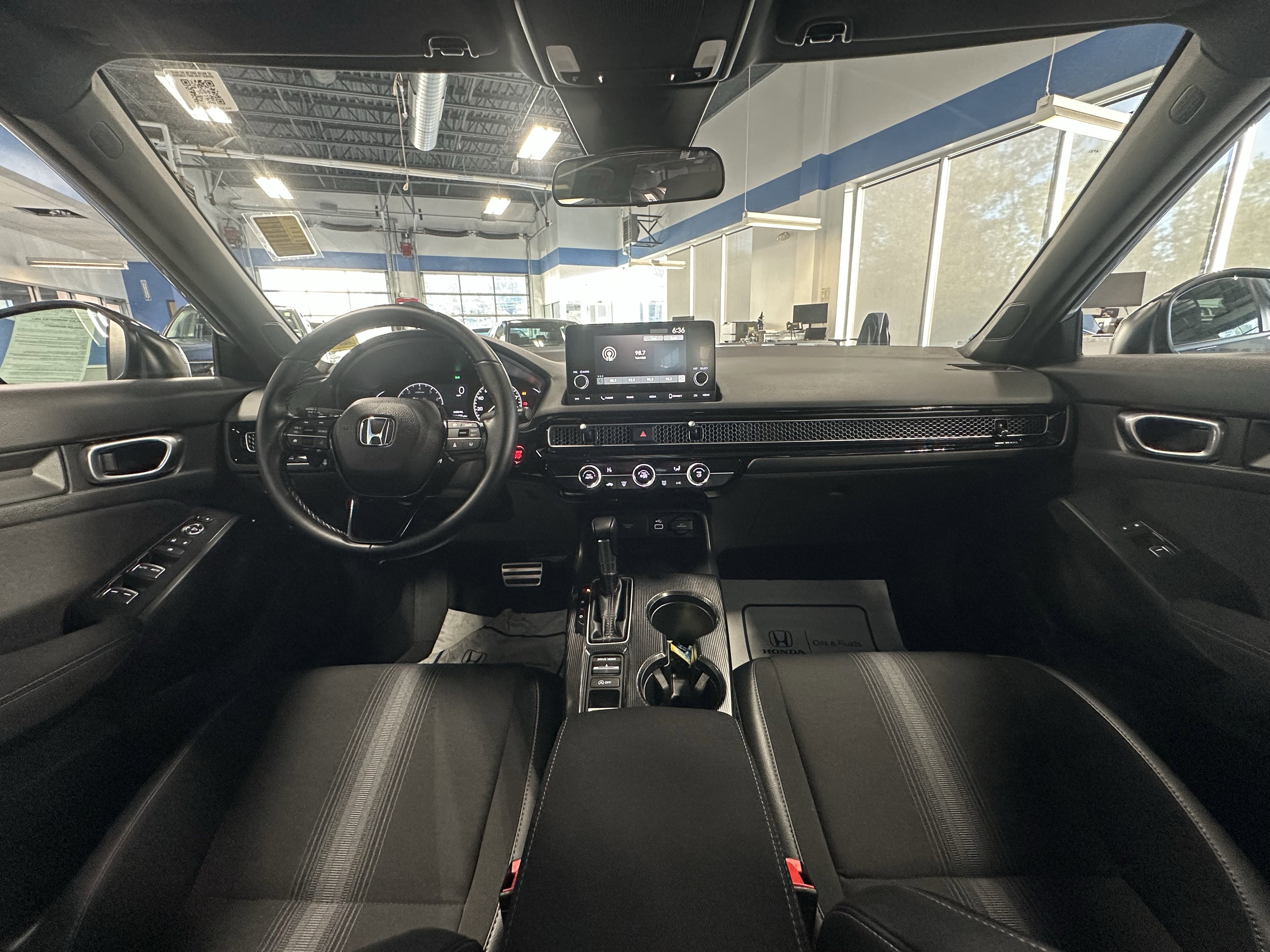 Used 2024 Honda Civic Sport image 17