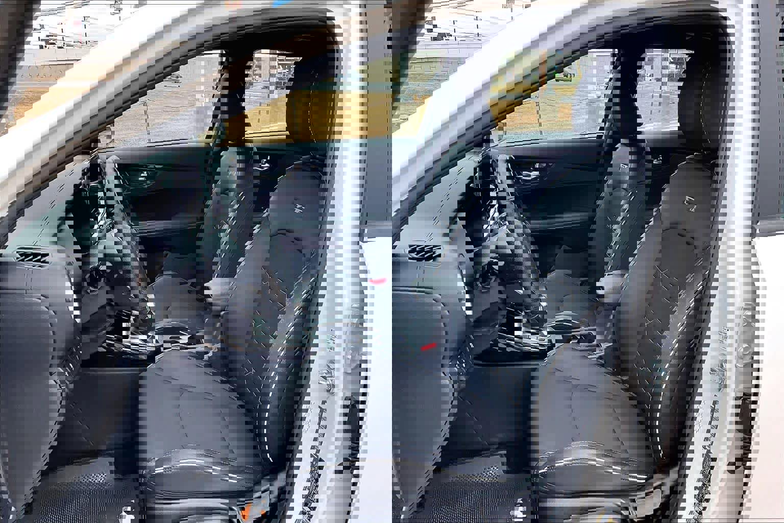 Used 2024 Kia Forte GT-Line image 7