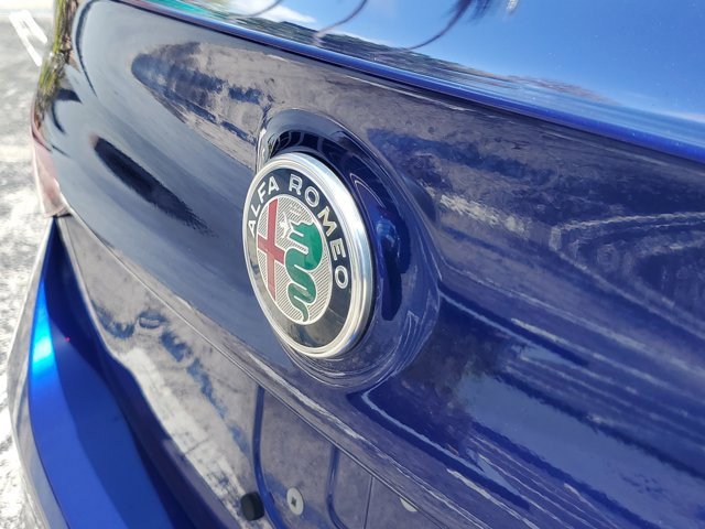 Used 2022 Alfa Romeo Giulia Sprint image 11