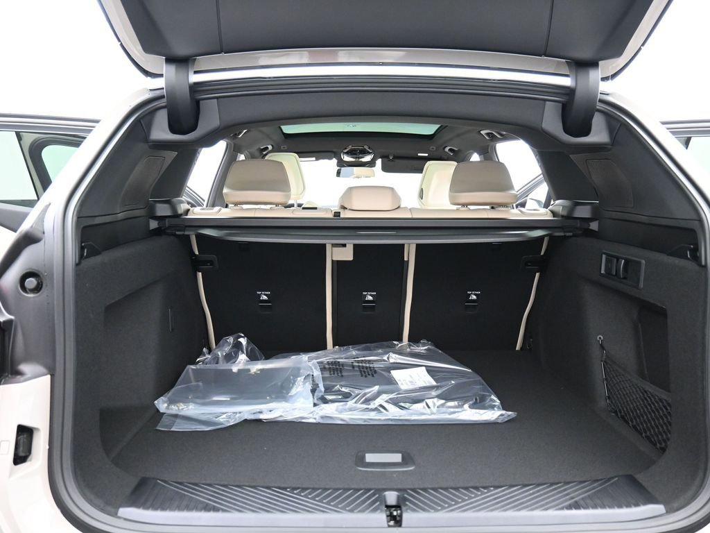 New 2026 BMW X3 xDrive30 w/ Premium Package image 16