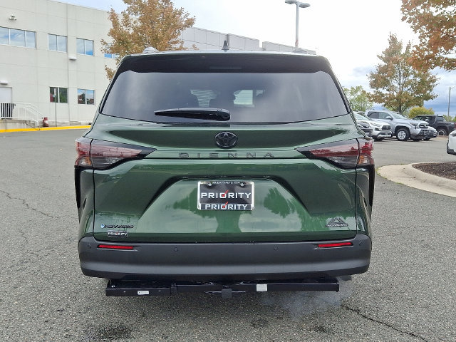 New 2026 Toyota Sienna XLE Woodland Edition AWD/4WD image 5