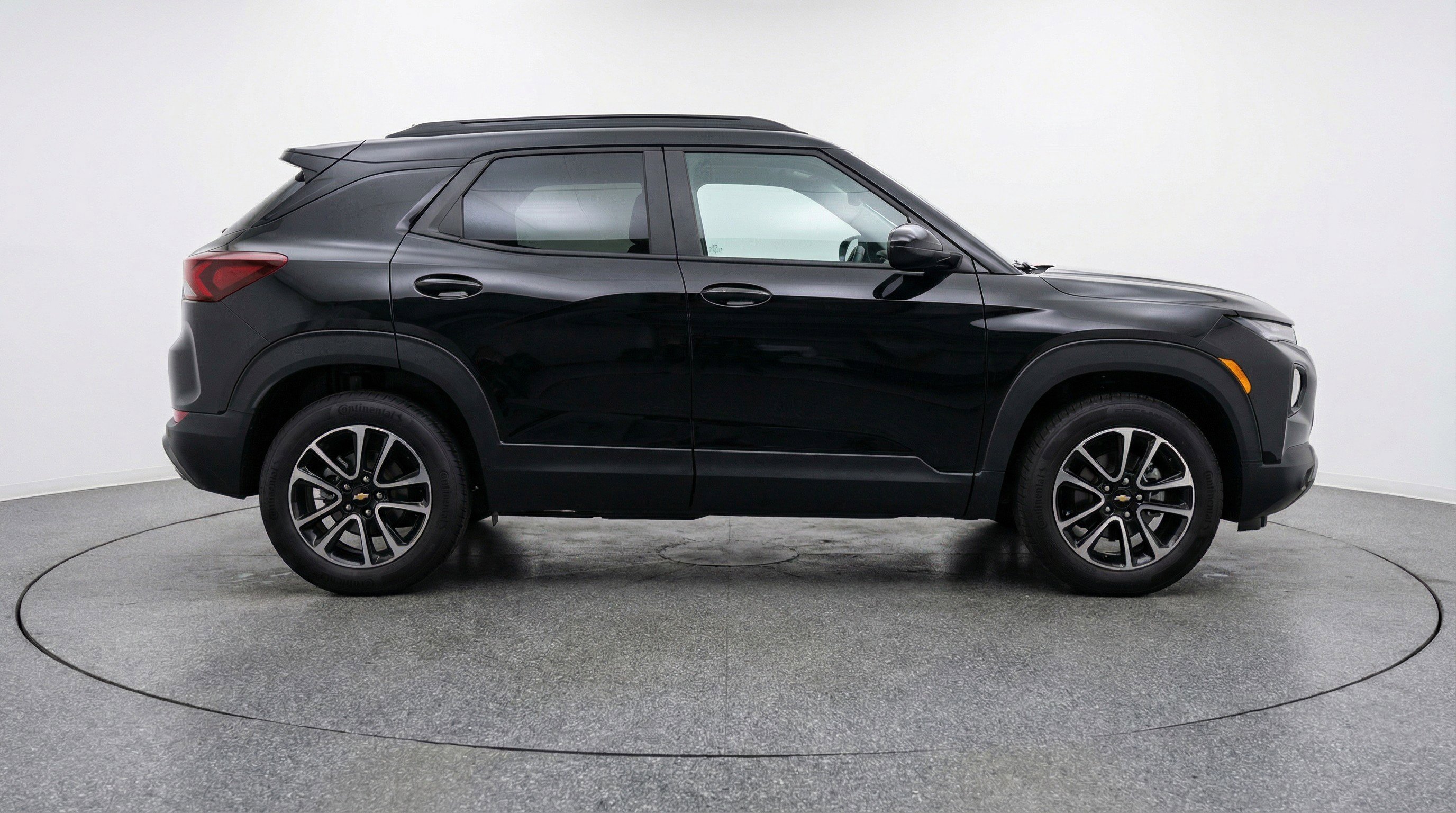 Used 2025 Chevrolet TrailBlazer LT FWD image 11