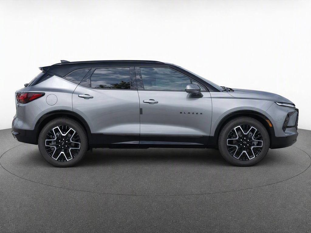 New 2026 Chevrolet Blazer RS w/ Driver Confidence II Package AWD/4WD image 8