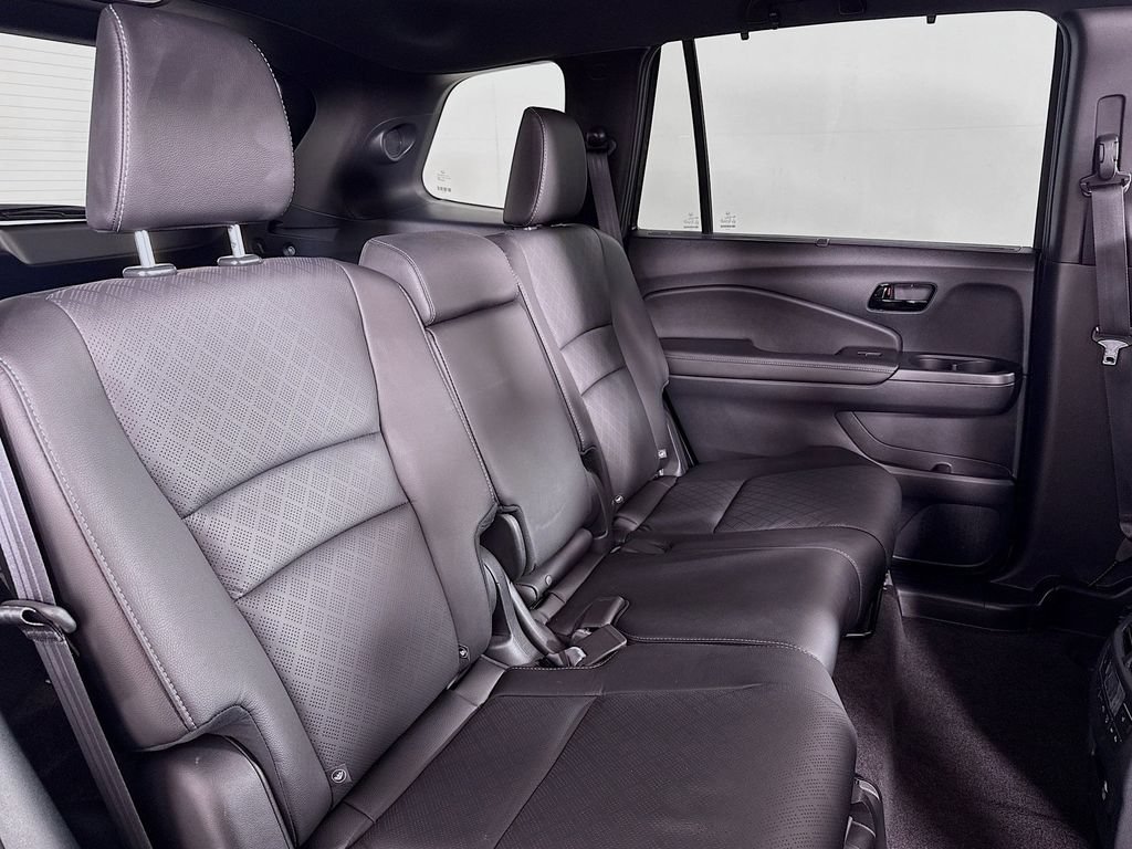 Certified 2023 Honda Passport Elite image 37
