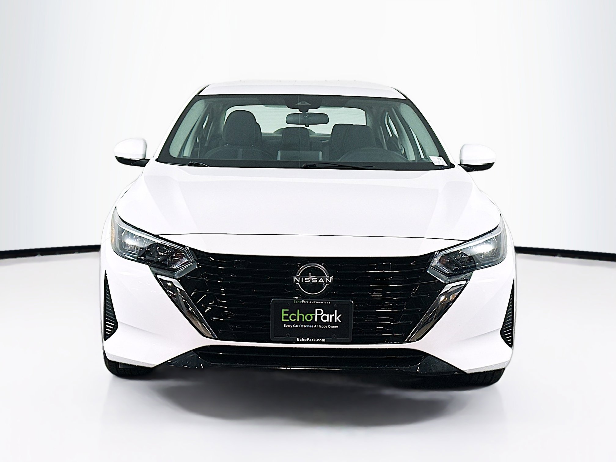 Used 2024 Nissan Sentra SV image 2