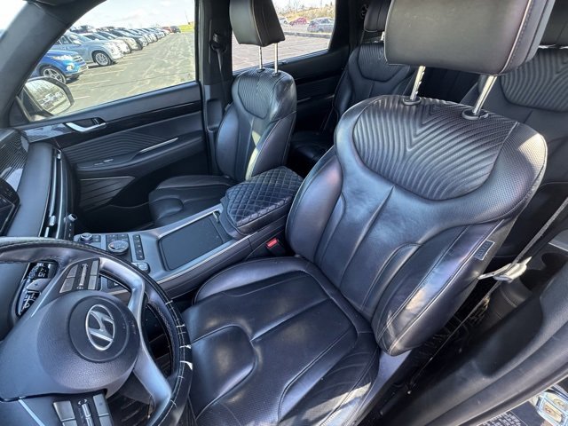 Used 2023 Hyundai Palisade Calligraphy image 14