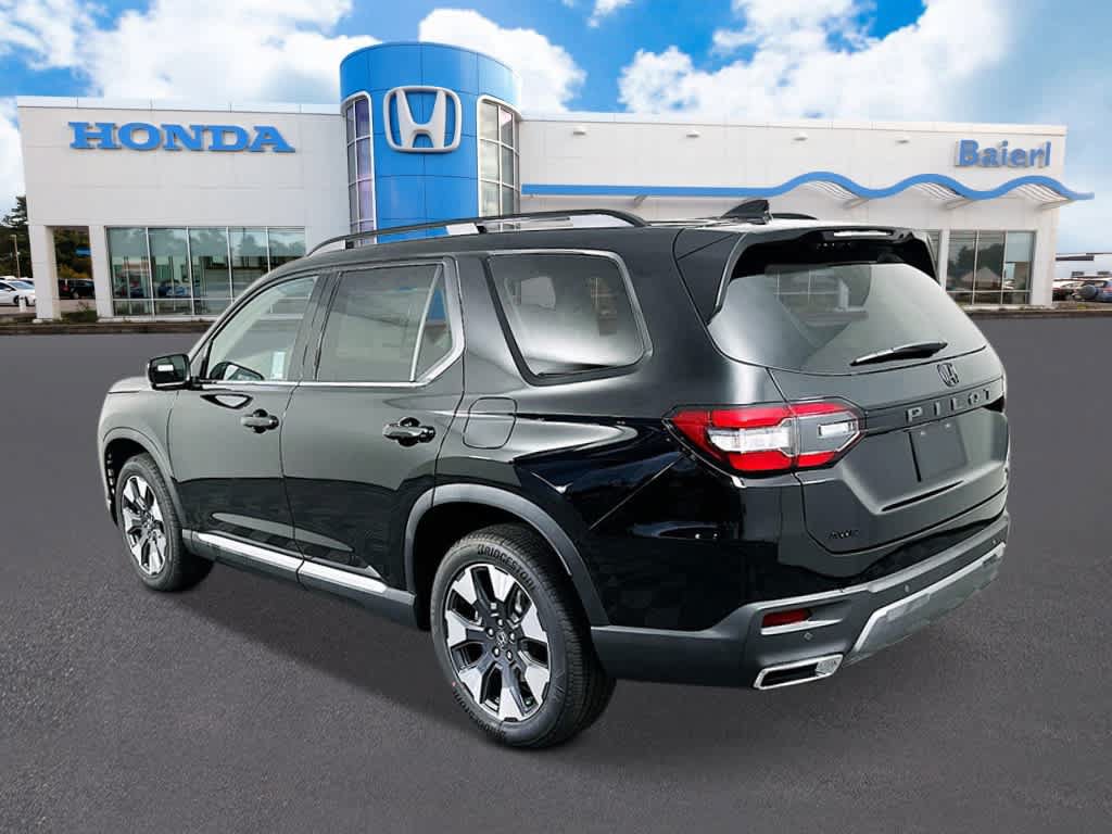New 2026 Honda Pilot Touring image 2
