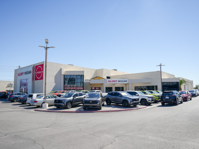 Used 2018 INFINITI Q50 Luxe w/ Essential Package (3.0T Luxe) RWD image 18