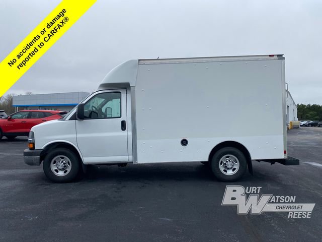 Used 2015 Chevrolet Express 3500 image 5