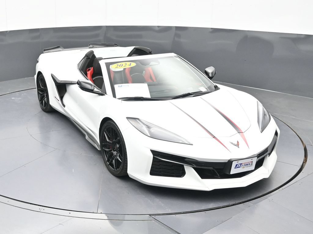 Used 2024 Chevrolet Corvette Z06 RWD image 53