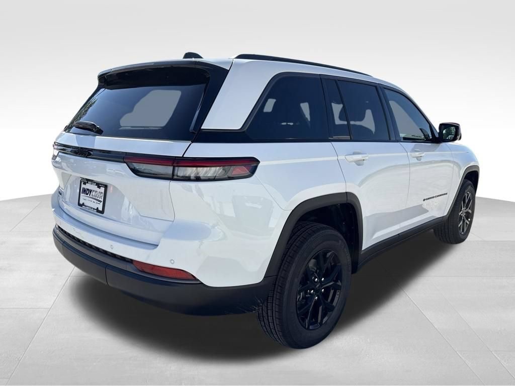 New 2026 Jeep Grand Cherokee Altitude AWD/4WD image 4