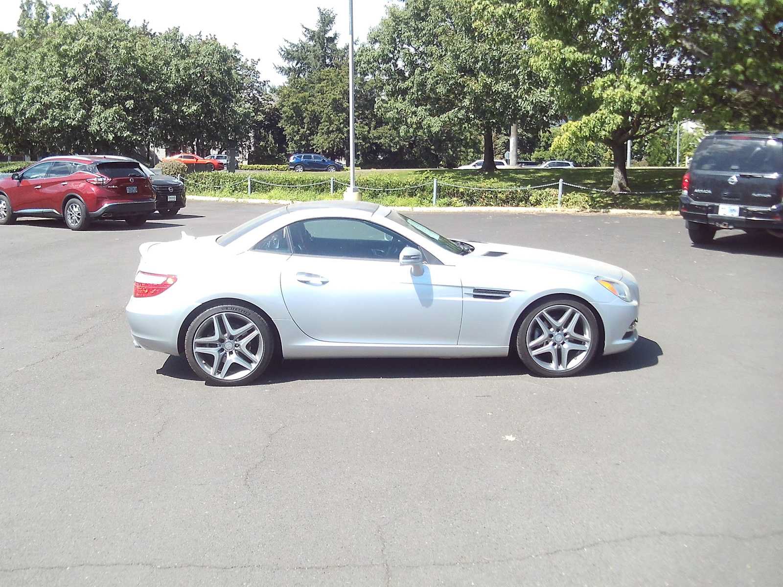 Used 2015 Mercedes-Benz SLK 250 image 6