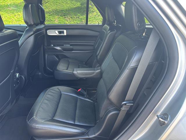 Certified 2020 Ford Explorer Limited AWD/4WD image 16