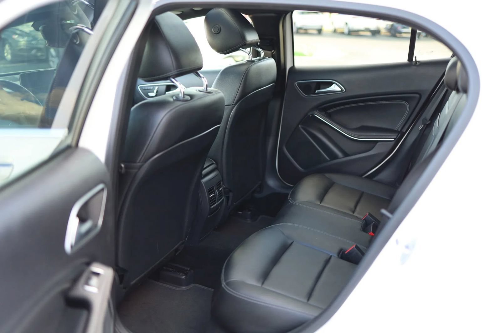 Used 2019 Mercedes-Benz GLA 250 image 35