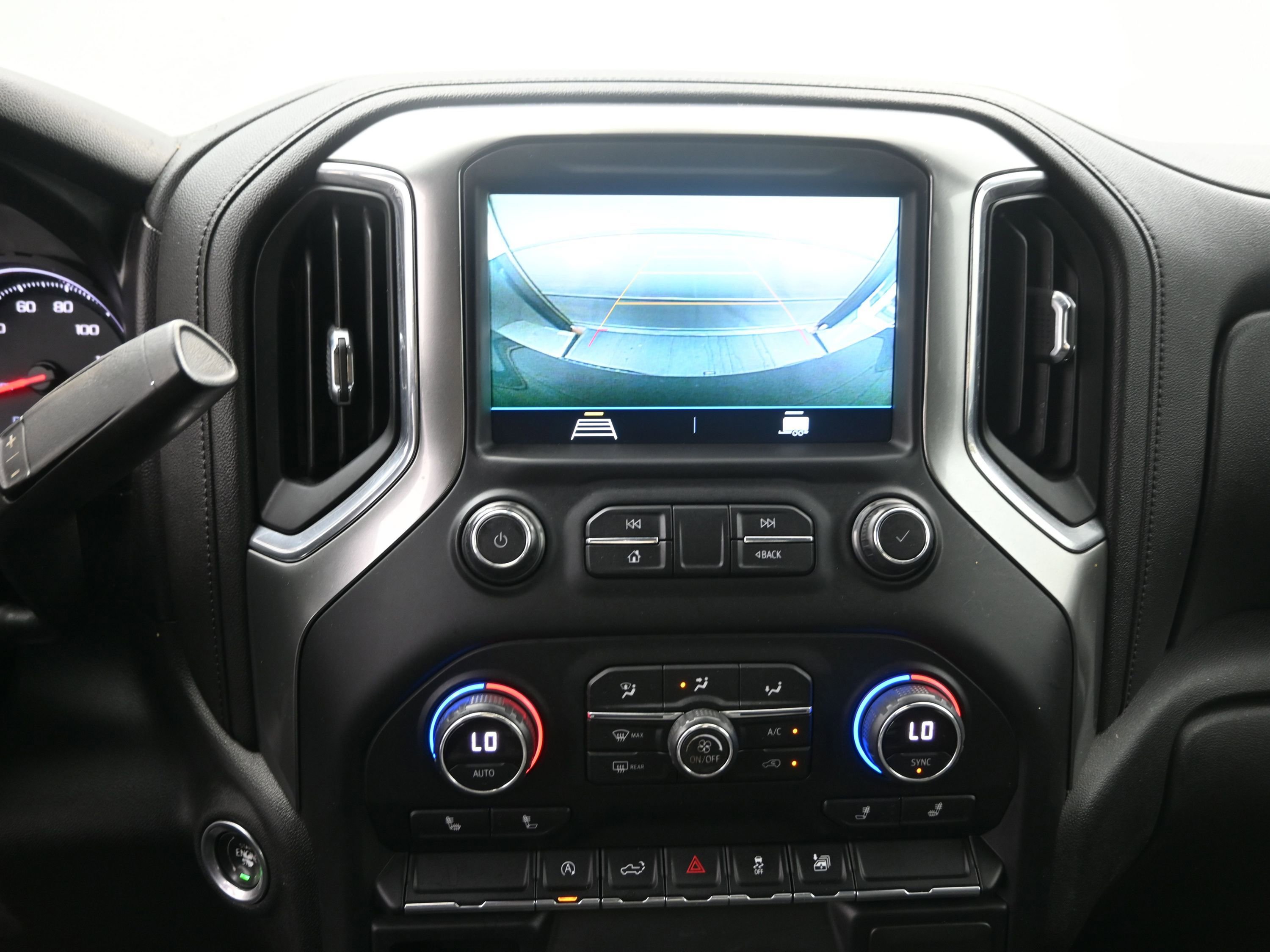 Used 2020 Chevrolet Silverado 1500 LT w/ Texas Edition image 15