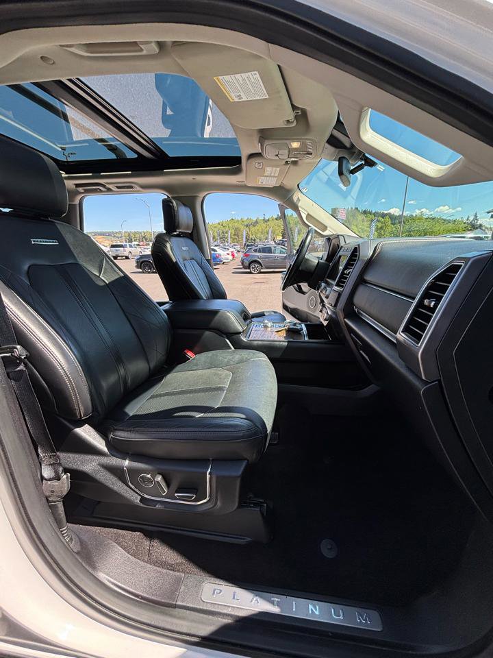 Used 2019 Ford Expedition Platinum AWD/4WD image 46