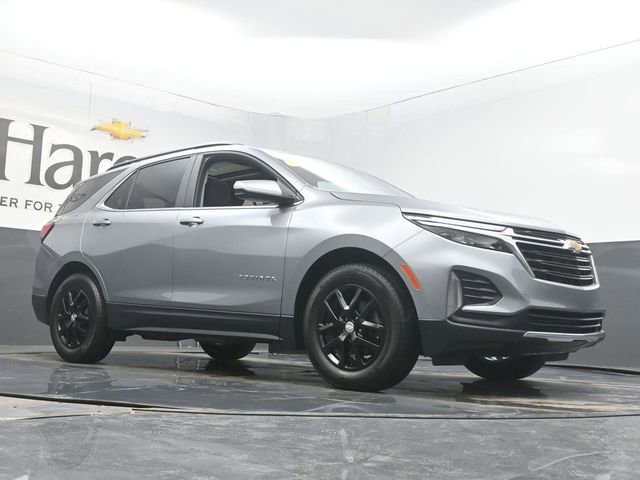 Used 2024 Chevrolet Equinox LT image 2