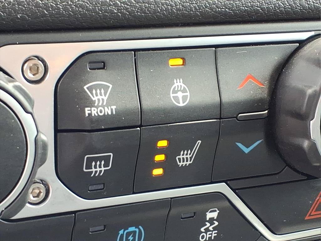 Used 2024 Jeep Wrangler Unlimited AWD/4WD image 5