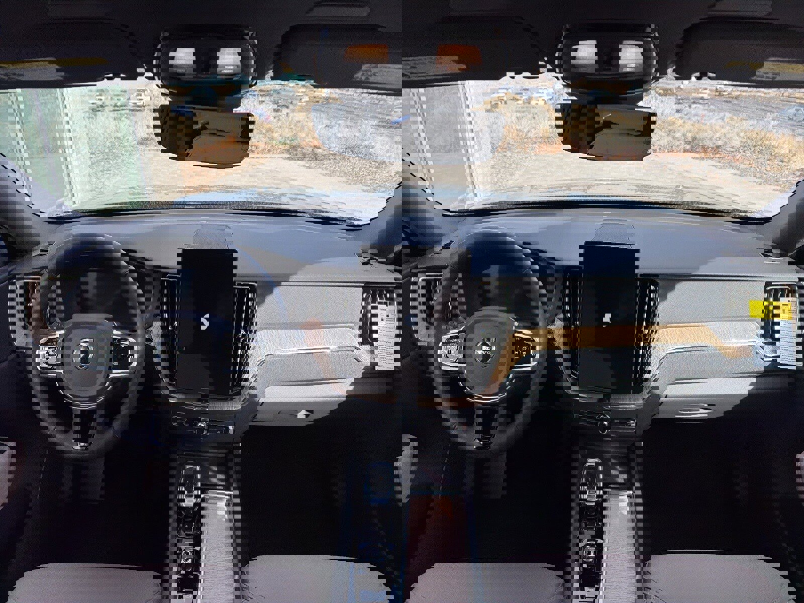 New 2026 Volvo XC60 B5 Plus w/ Protection Package Premier image 9