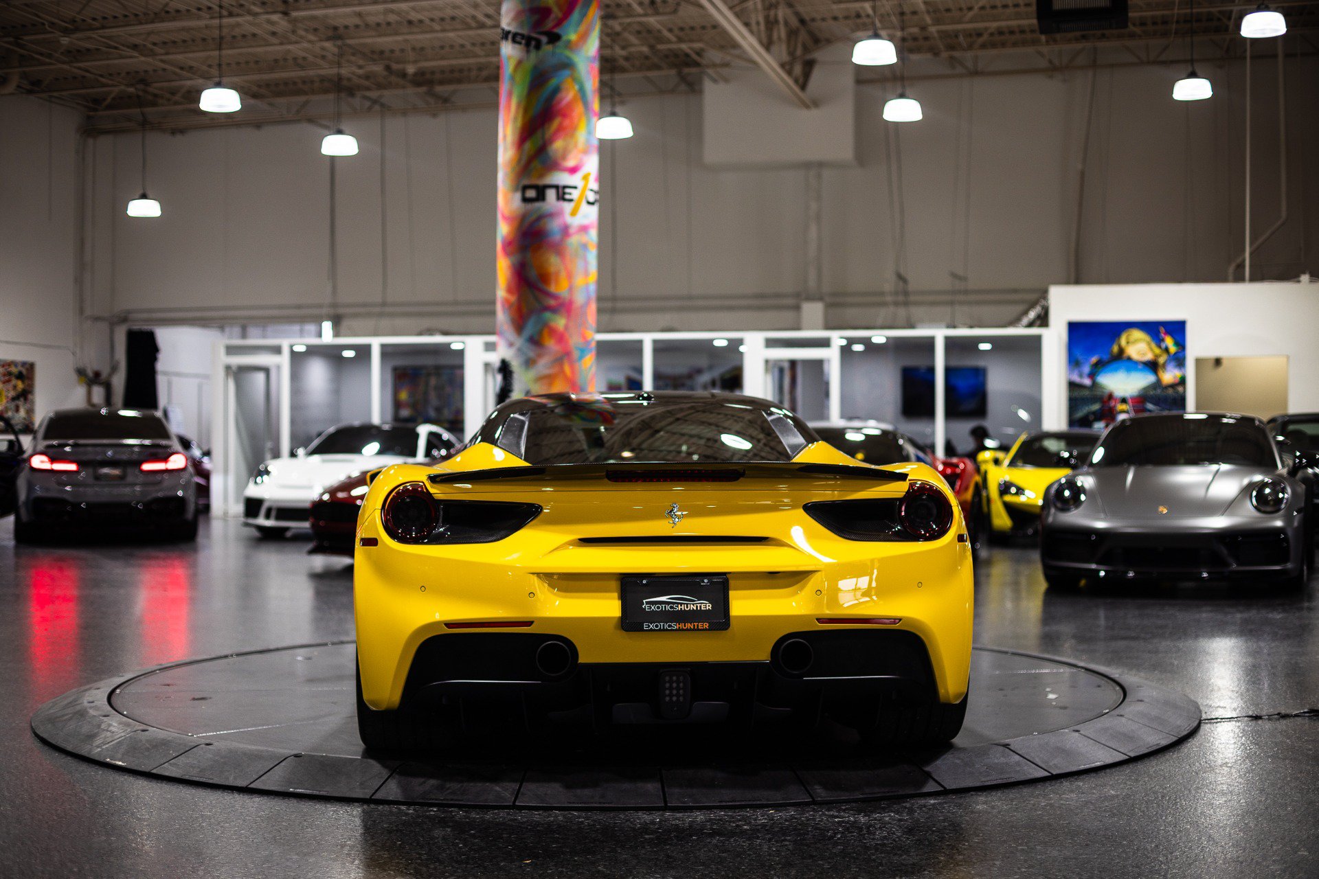 Used 2018 Ferrari 488 GTB RWD image 9