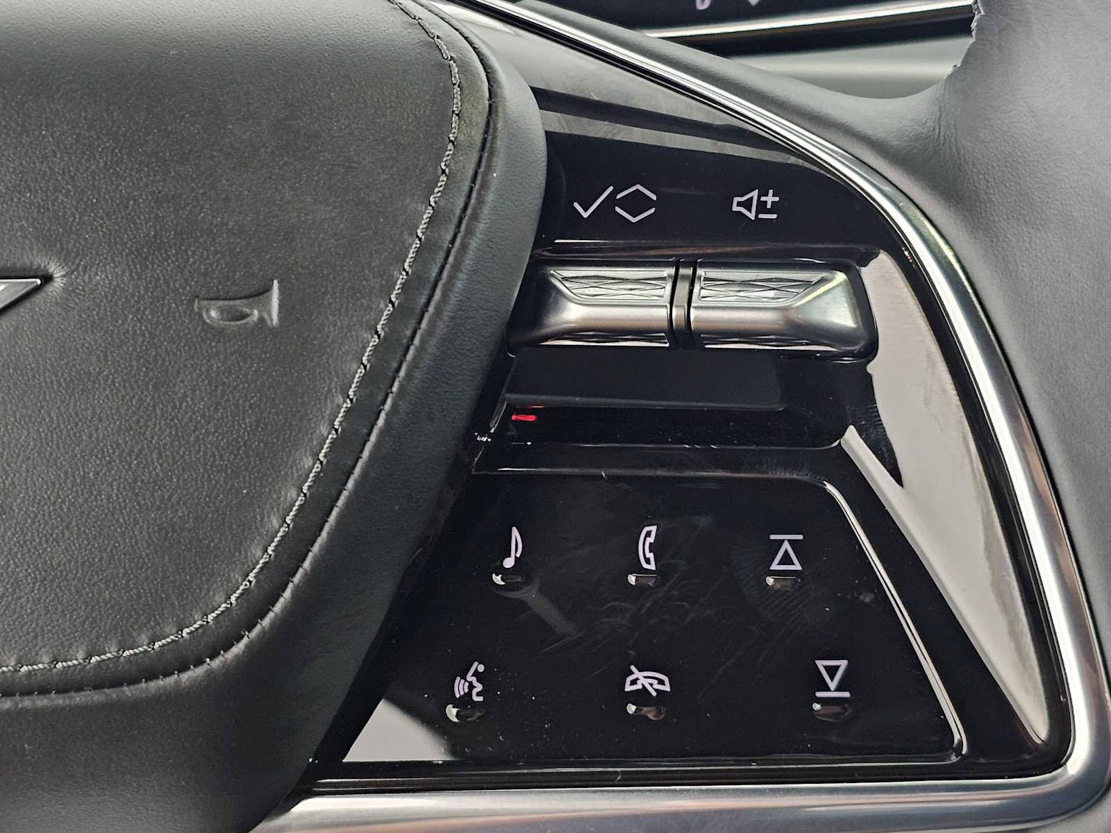 New 2026 Cadillac Lyriq V image 26