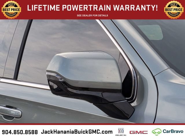 Used 2024 GMC Yukon XL Denali Ultimate AWD/4WD image 10
