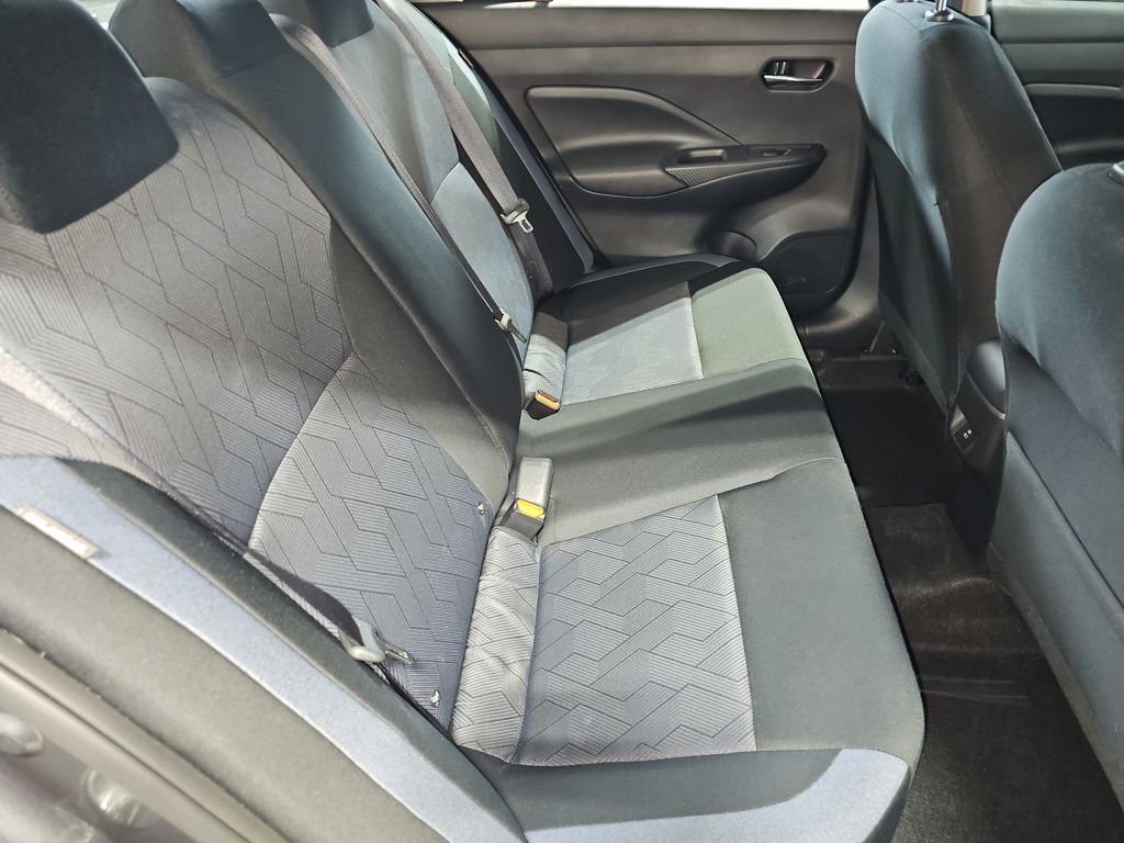 Used 2025 Nissan Versa SV w/ Trunk Package image 18