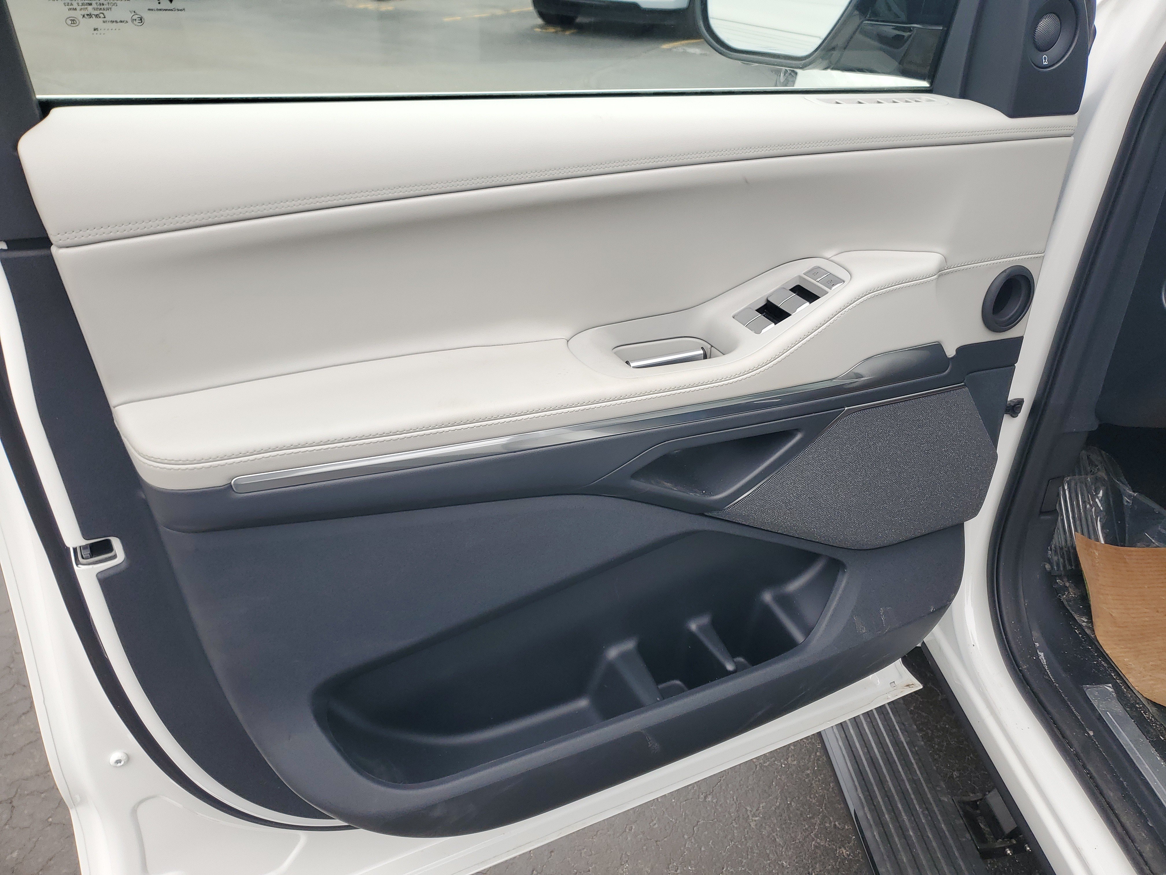 New 2026 Lincoln Navigator Reserve AWD/4WD image 8