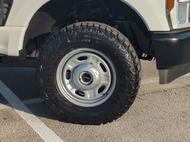 New 2026 Ford F250 XL w/ XL Off-Road Package image 11