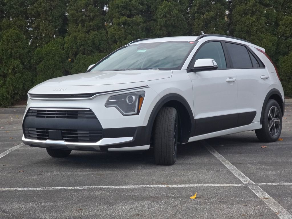New 2025 Kia Niro EX image 13