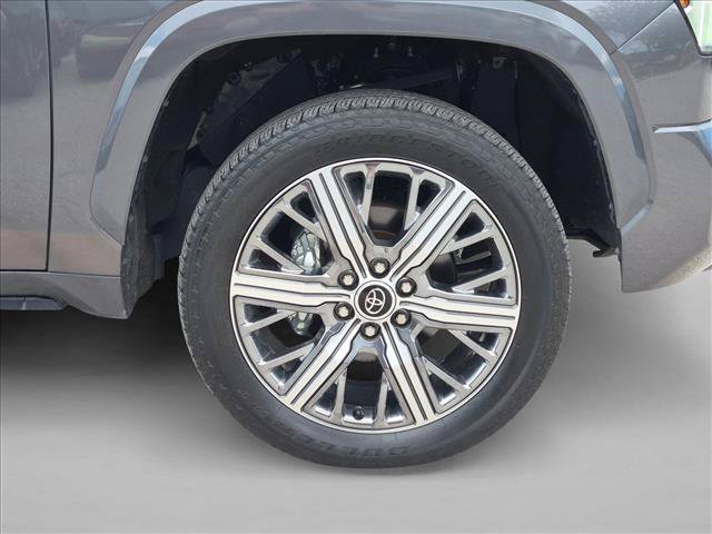 Used 2024 Toyota Tundra Capstone AWD/4WD image 21
