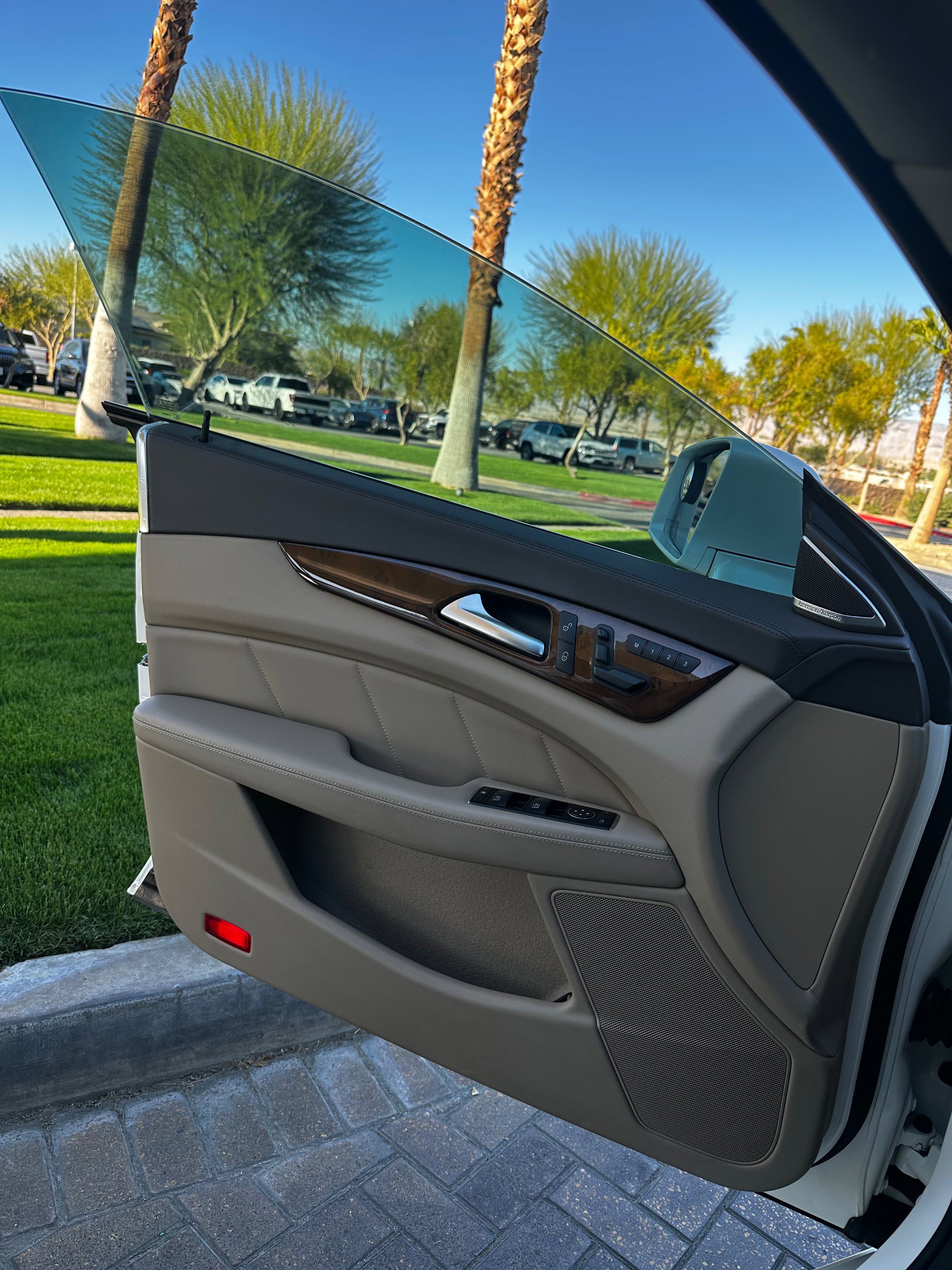 Used 2014 Mercedes-Benz CLS 550 image 22