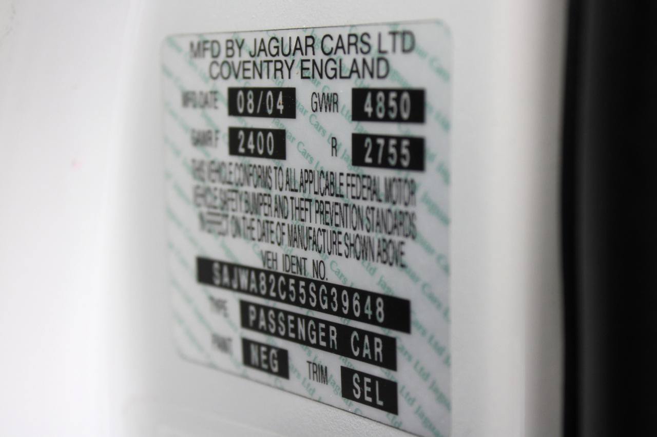 Used 2005 Jaguar XJ Vanden Plas RWD image 91