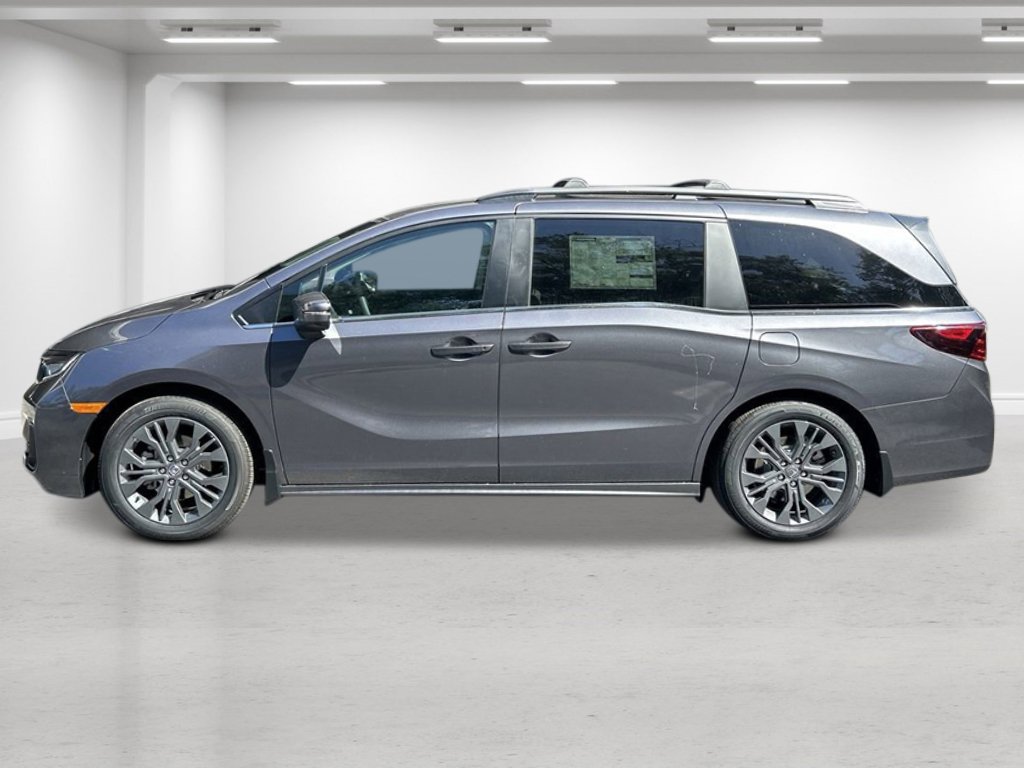 New 2027 Honda Odyssey Touring image 2