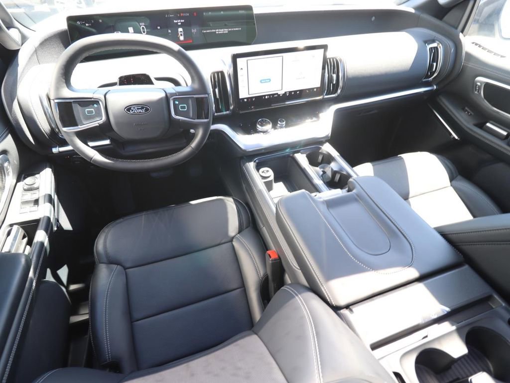 New 2026 Ford Expedition Platinum w/ Stealth Performance Package image 10