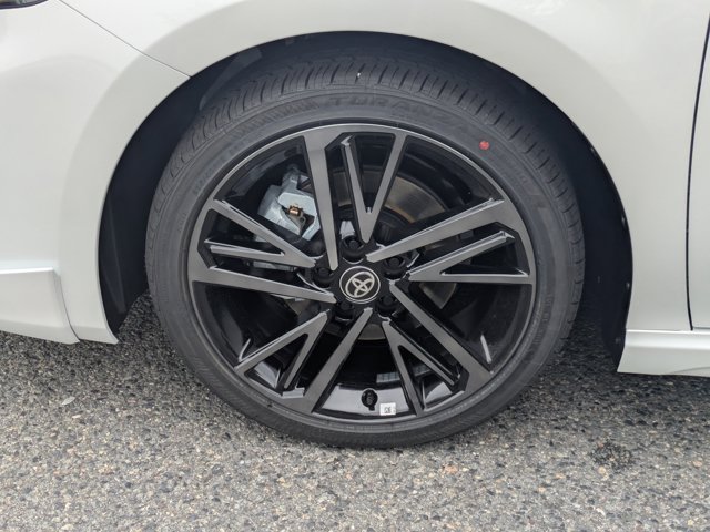 New 2026 Toyota Camry Hybrid AWD/4WD image 12