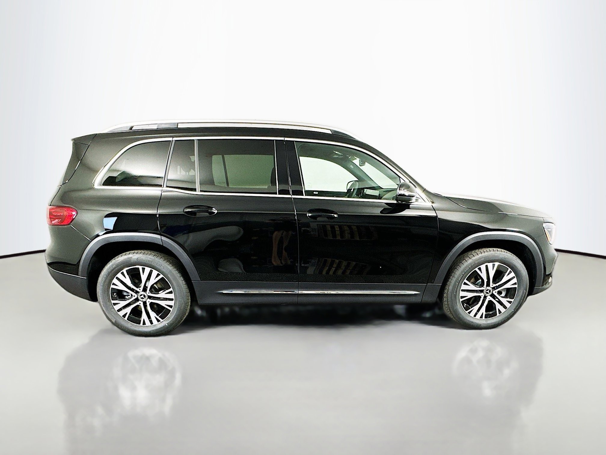 New 2026 Mercedes-Benz GLB 250 4MATIC image 8