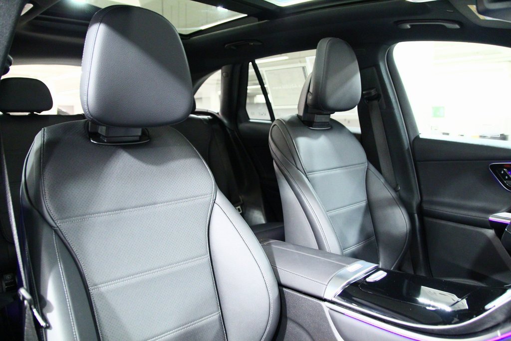 Used 2025 Mercedes-Benz GLC 300 GLC 300 image 24