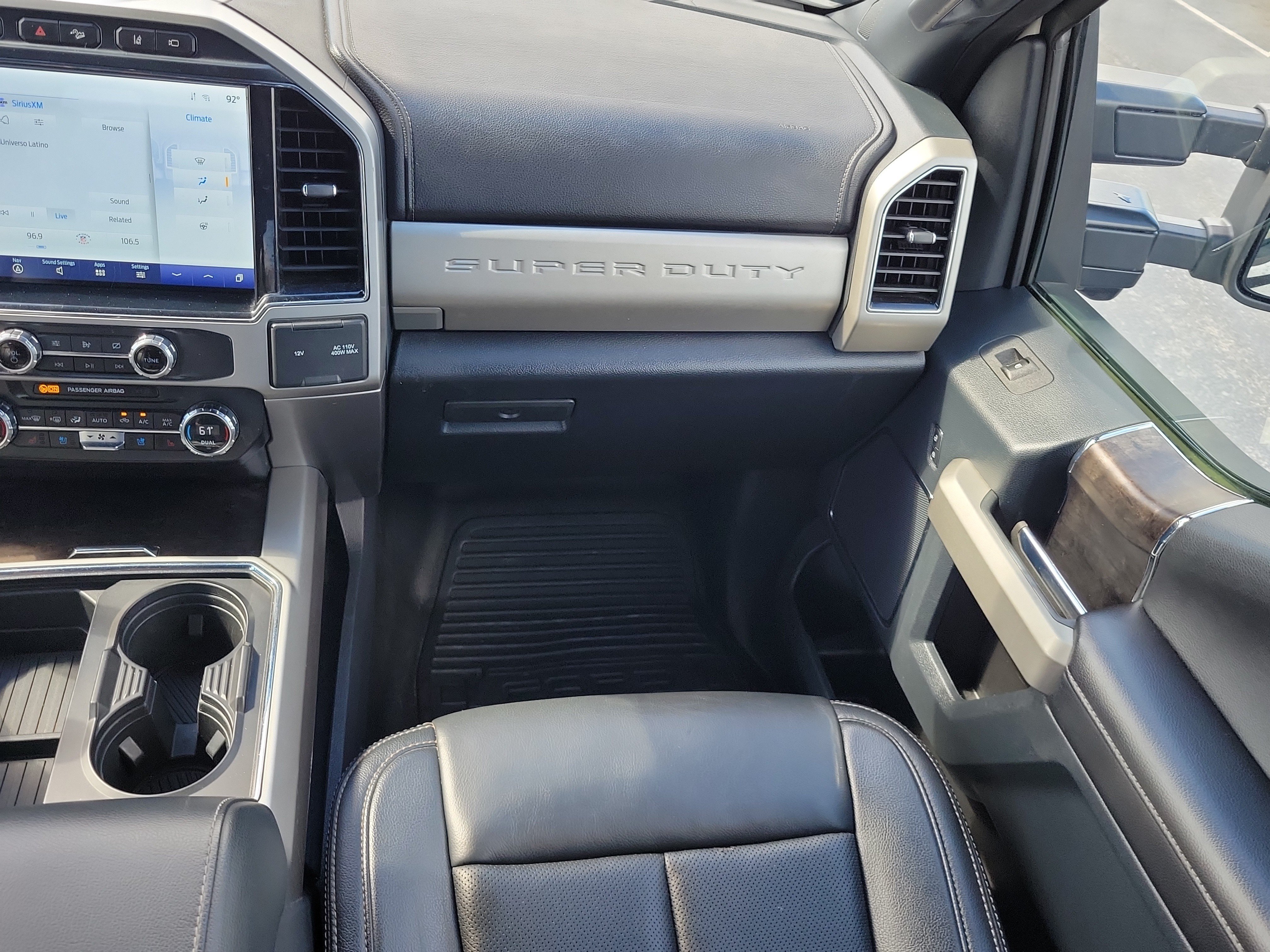 Used 2022 Ford F350 Lariat w/ Black Appearance Package AWD/4WD image 15