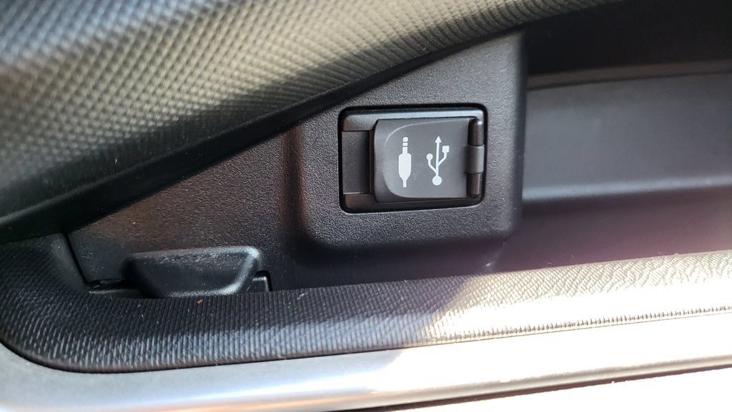 Used 2016 Toyota Prius C Two FWD image 31