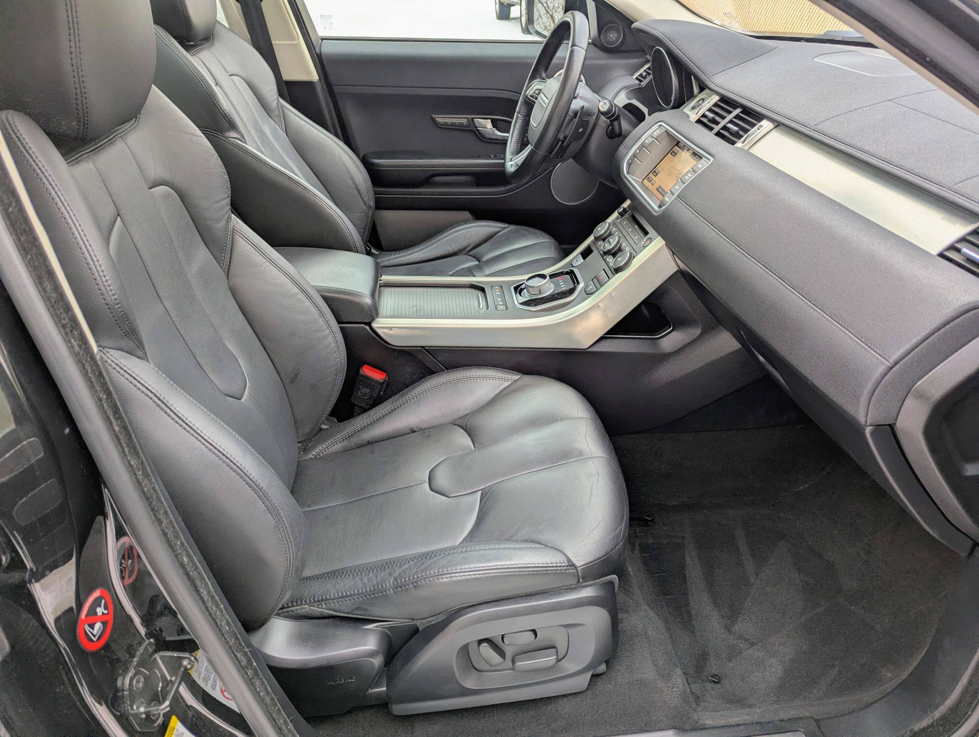 Used 2013 Land Rover Range Rover Evoque Pure Premium AWD/4WD image 6