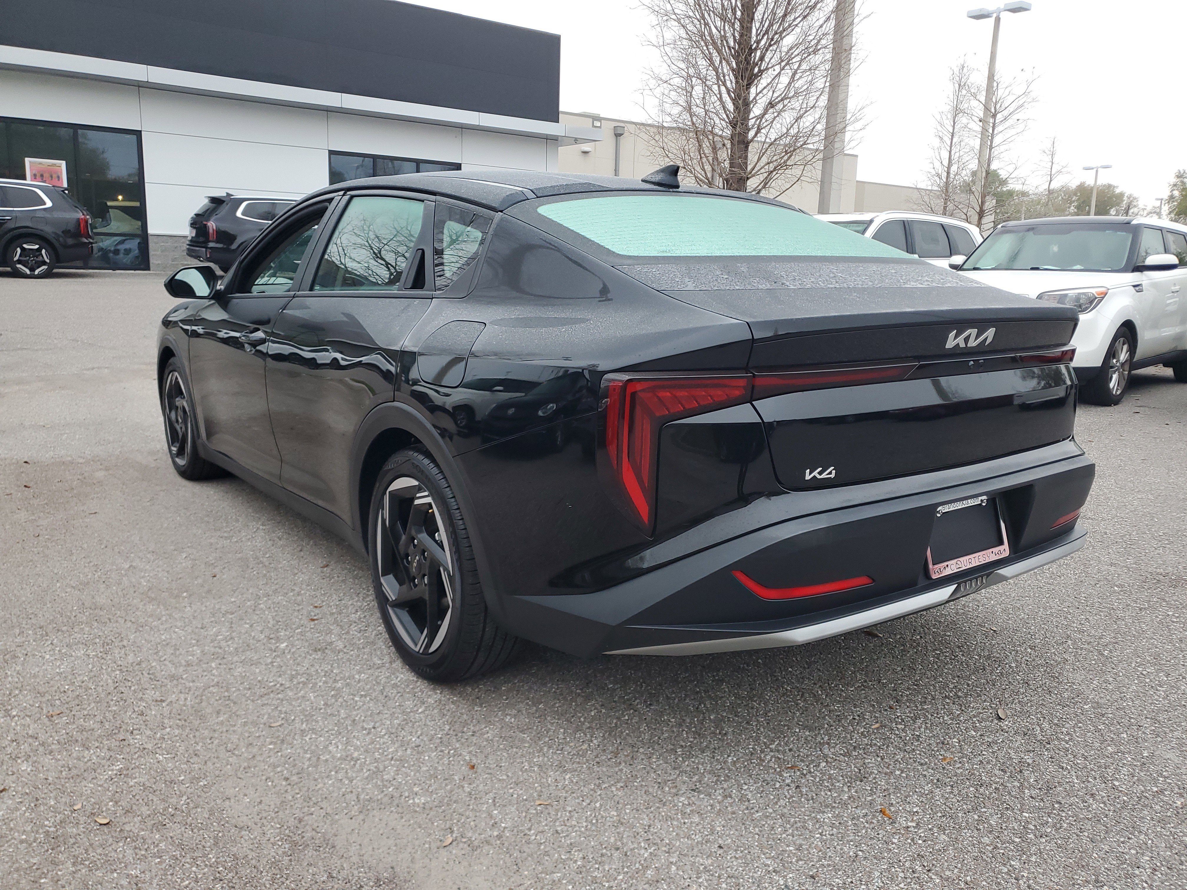 Used 2025 Kia K4 EX image 2