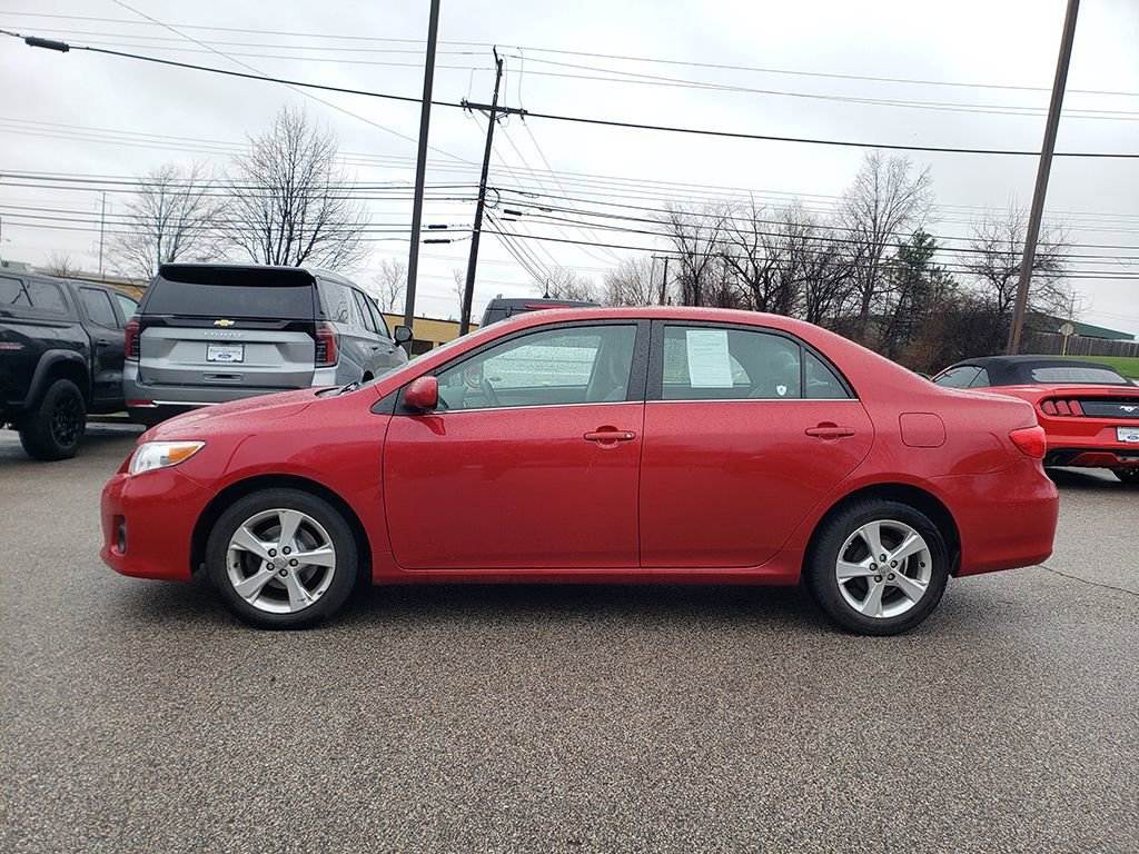 Used 2013 Toyota Corolla LE w/ Premium Complete Pkg FWD image 5